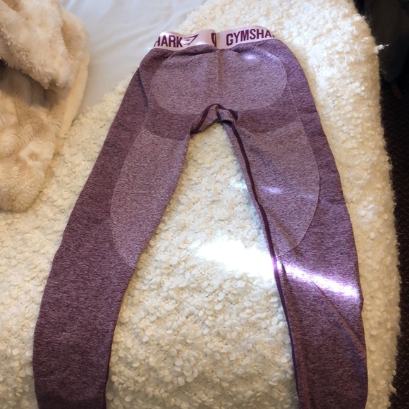 Gymshark Flex Low Rise Leggings. Size Small in Color Pink Marl - Picture 2 of 2